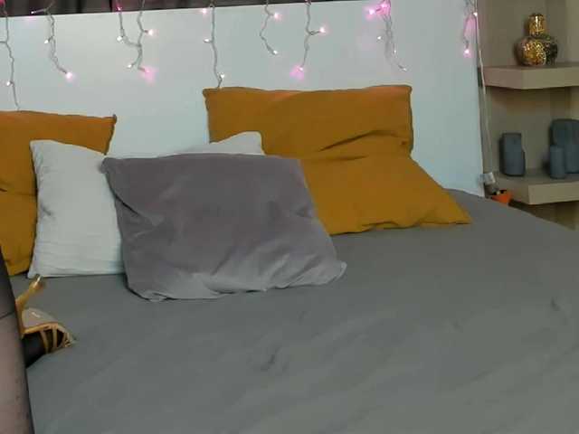 IninityKitty live cam on BongaCams