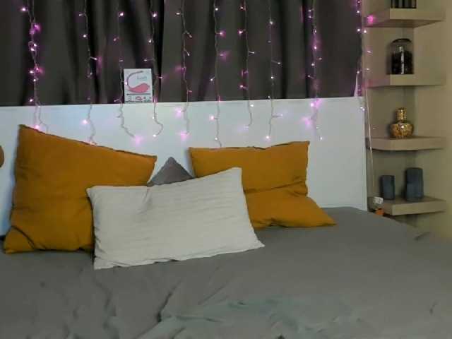 IninityKitty live cam on BongaCams