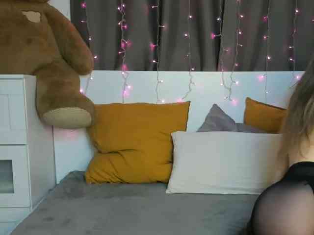 IninityKitty webcam