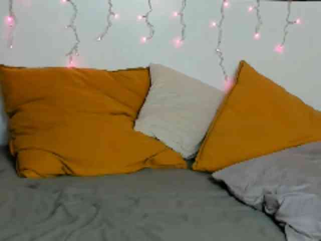 IninityKitty webcam