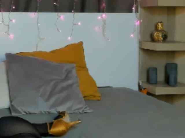 IninityKitty webcam