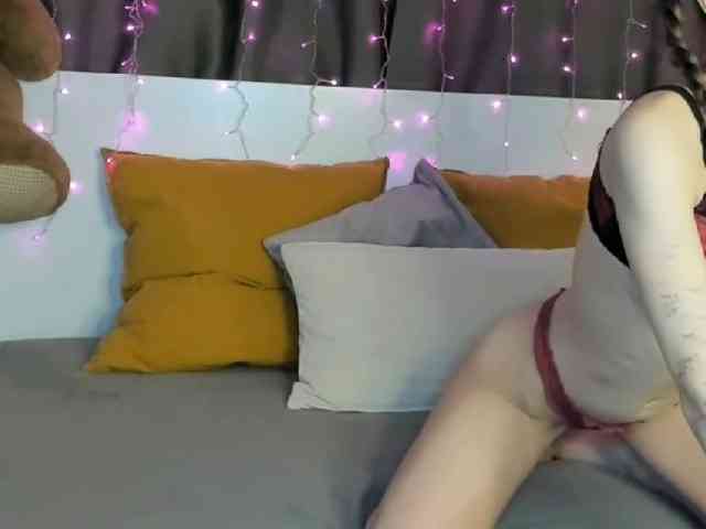 IninityKitty webcam