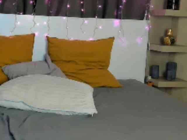 IninityKitty webcam