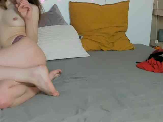 IninityKitty webcam