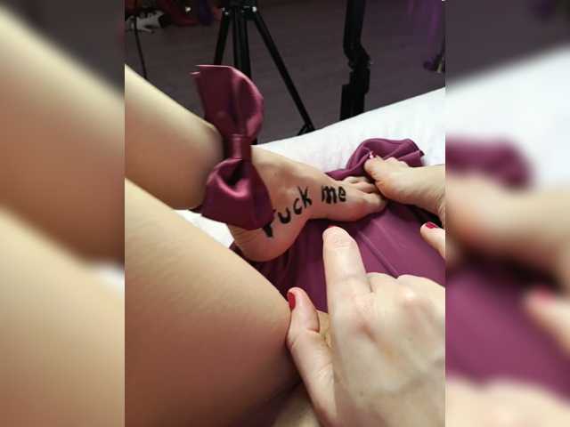 A_R_T_A live cam on BongaCams