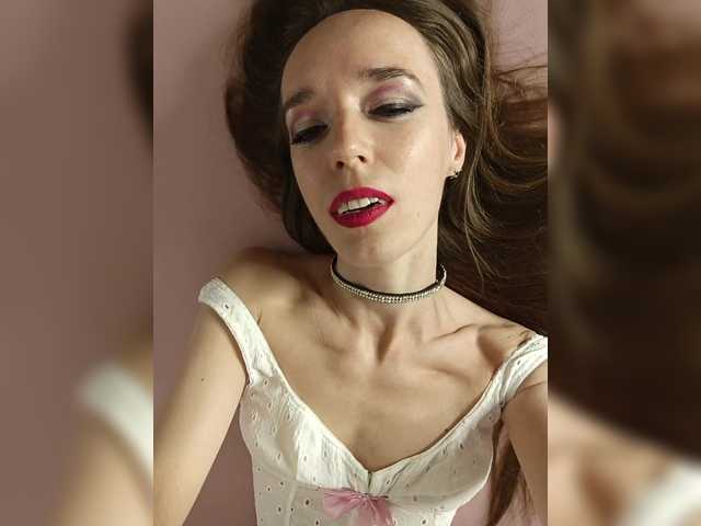 A_R_T_A live webcam show
