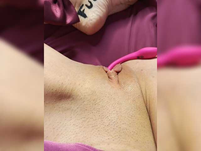 A_R_T_A live cam on BongaCams