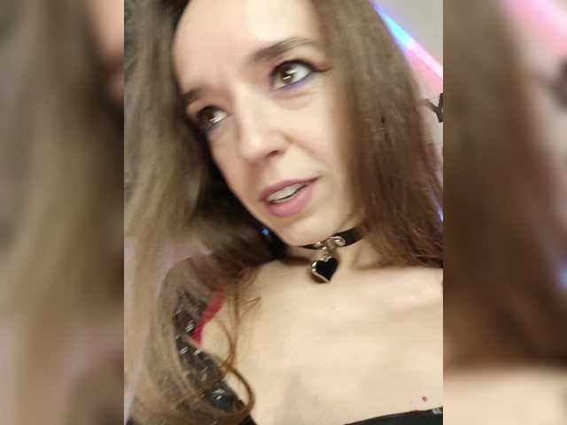 StarKristy live cam on BongaCams