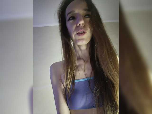 StarKristy live cam and statistics on UnifiedCams