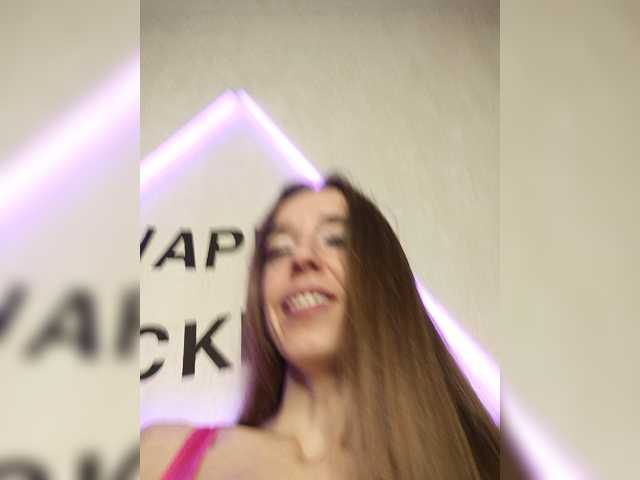 A_R_T_A live cam