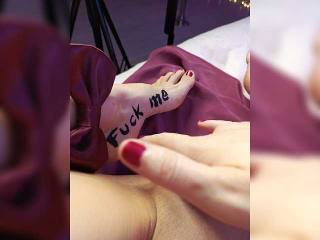 A_R_T_A live cam on BongaCams