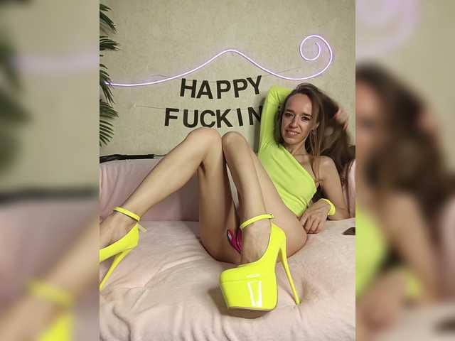 StarKristy live cam on BongaCams