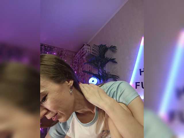 StarKristy live cam on BongaCams
