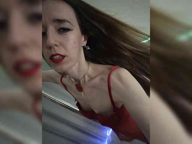 Este modelo está ao vivo agora. StarKristy