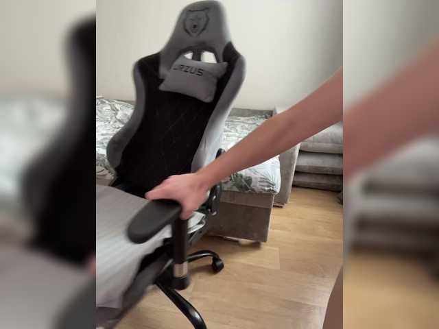 molochnaya000 live cam