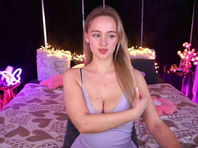 LylaNimfa webcam