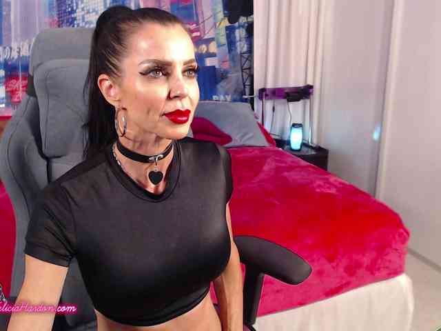 Modèle: FeliciaHardon1