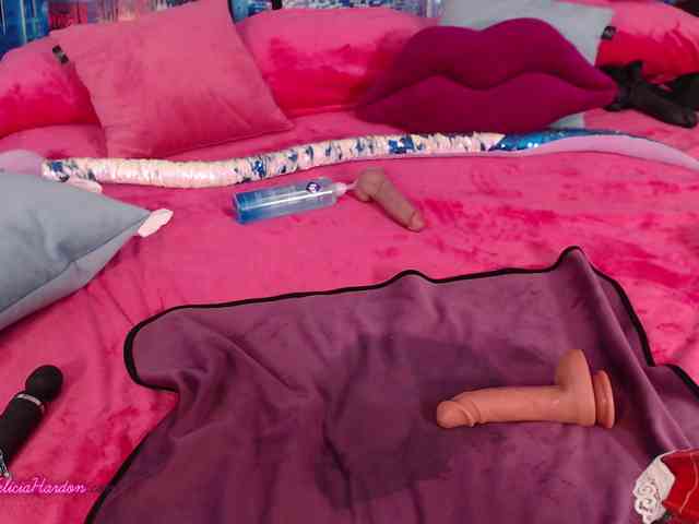 FeliciaHardon1 webcam