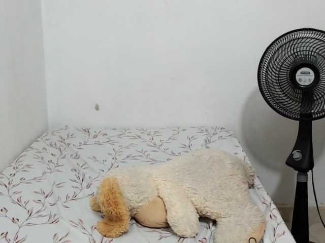 ariellth live cam on BongaCams