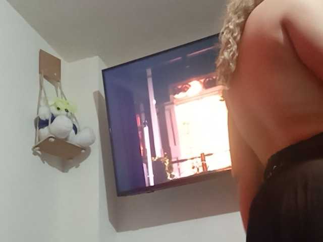 ariellth live webcam show
