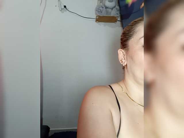 ariellth live cam on BongaCams