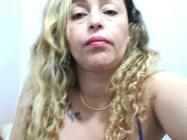 ariellth webcam