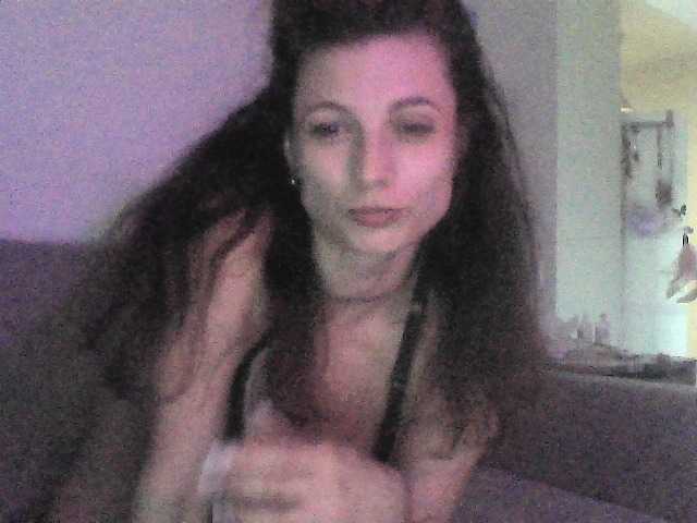 RoxyLover live cam on BongaCams
