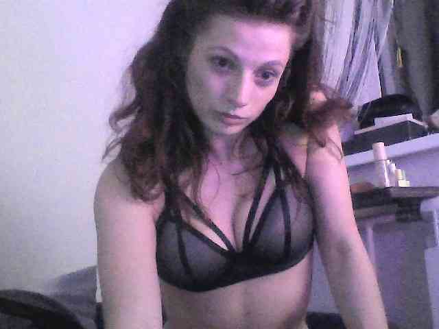 RoxyLover webcam