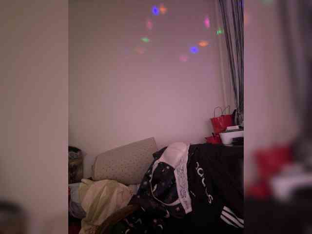 RoxyLover webcam