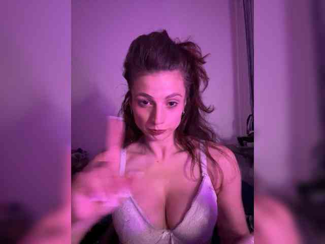RoxyLover webcam