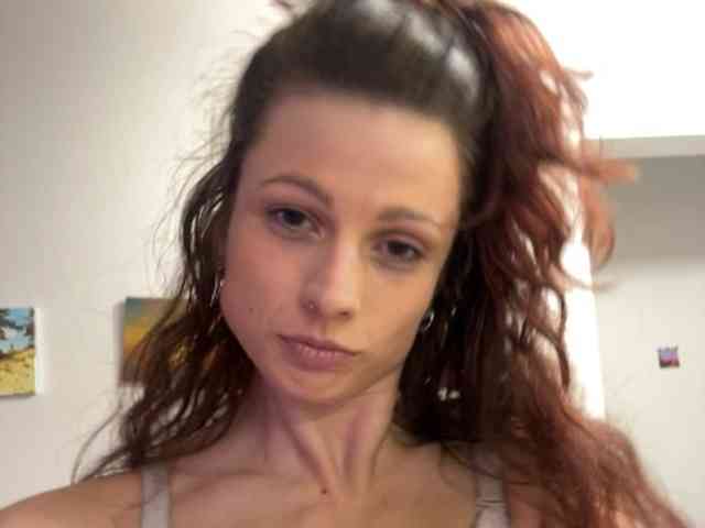 RoxyLover webcam