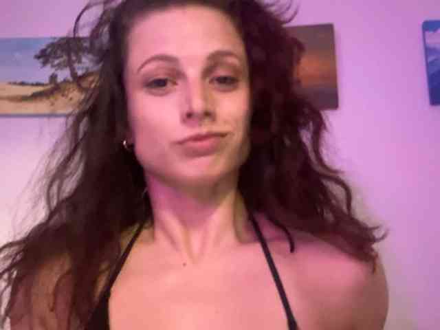 RoxyLover webcam