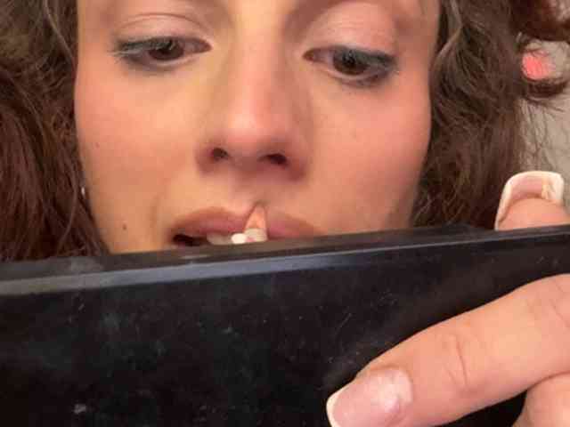 RoxyLover webcam