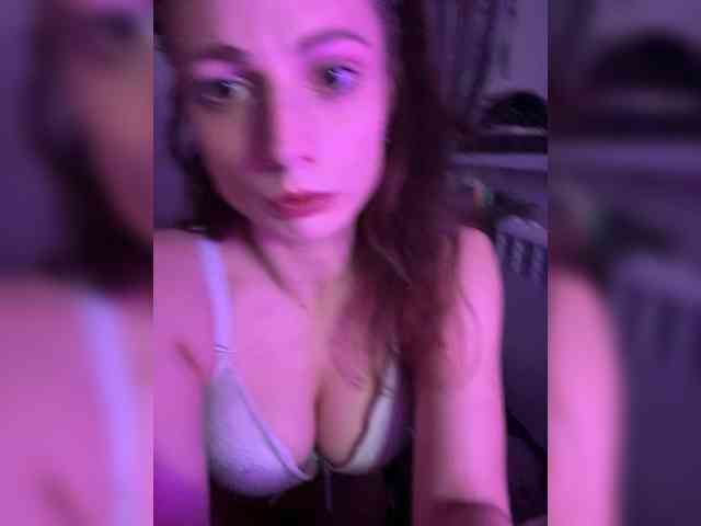 RoxyLover webcam