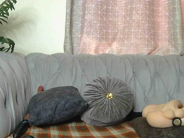 acey-a live cam on BongaCams