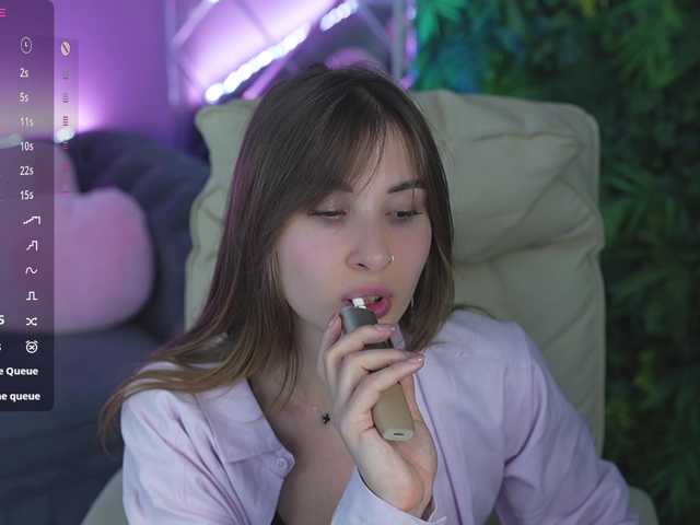 JennyLuv live cam on BongaCams
