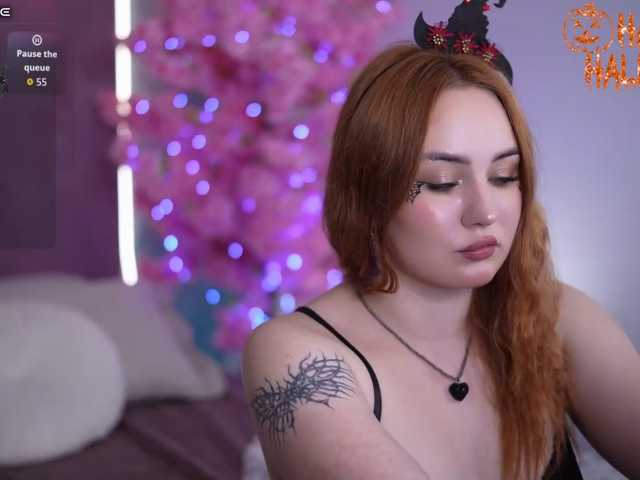 LovelyyBell live cam on BongaCams