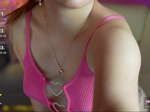 LovelyyBell live cam on BongaCams