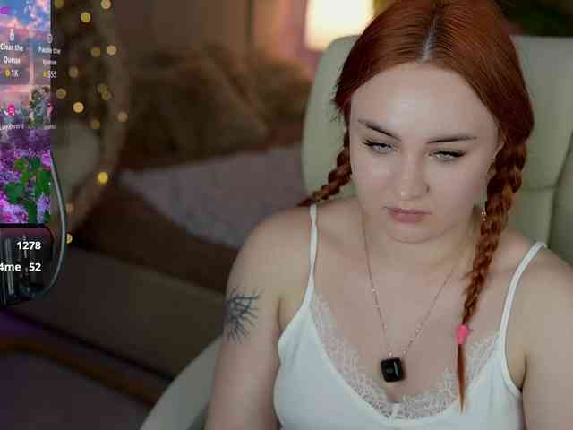LovelyyBell webcam