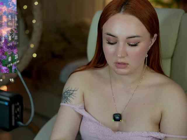 LovelyyBell webcam