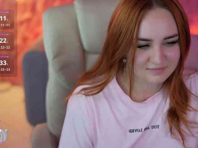 LovelyyBell webcam