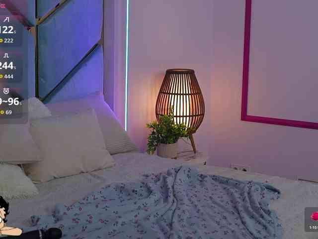 LovelyyBell webcam