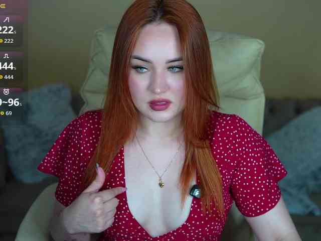 LovelyyBell webcam