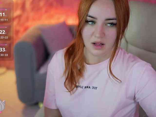 LovelyyBell webcam