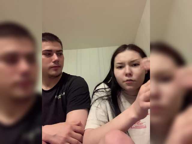 TUYA2's BongaCams show and profile