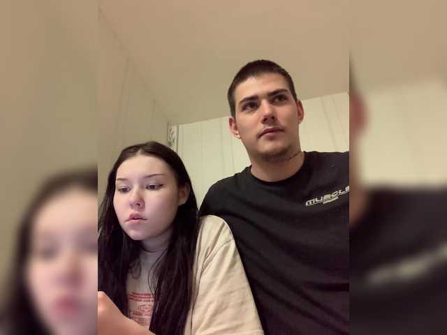 TUYA2's BongaCams show and profile