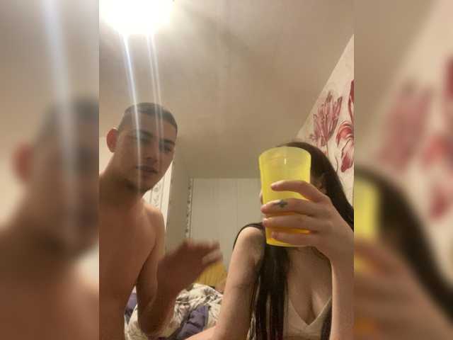 TUYA2 live cam on BongaCams
