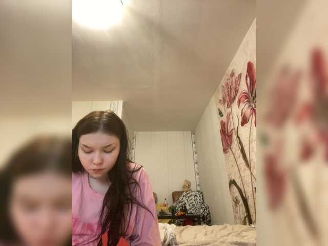 TUYA2 live cam on BongaCams