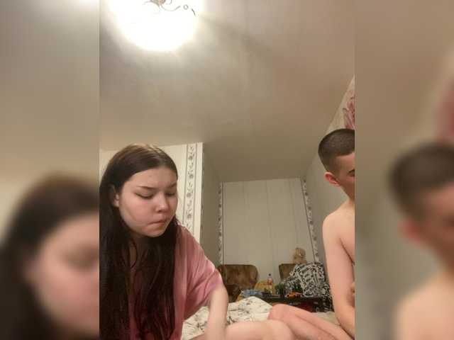 TUYA2 live cam on BongaCams
