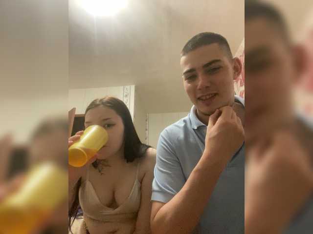 TUYA2 live cam on BongaCams